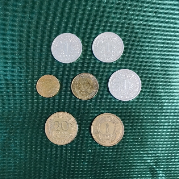 French Pre and Post WW2 Coin Collection - Picture 2 of 8